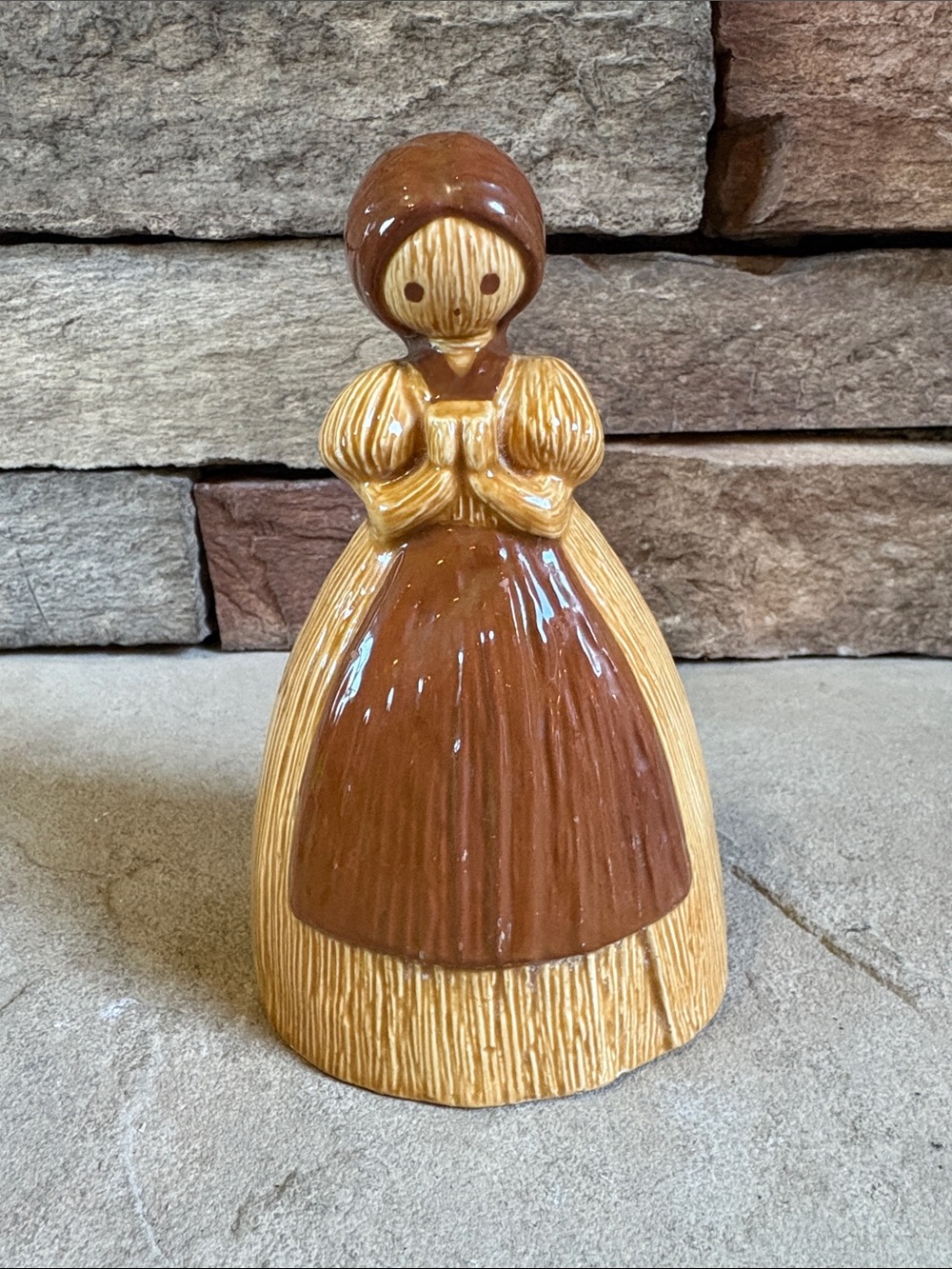 Vintage 1984 ceramic corn husk girl